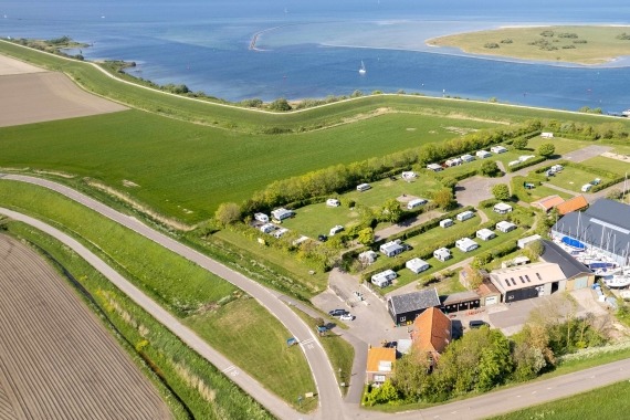 camping